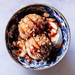 Nappage et toppings pour crème glacée frite