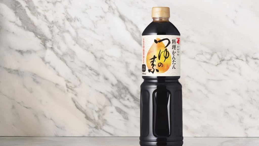 Une bouteille de Mentsuyu