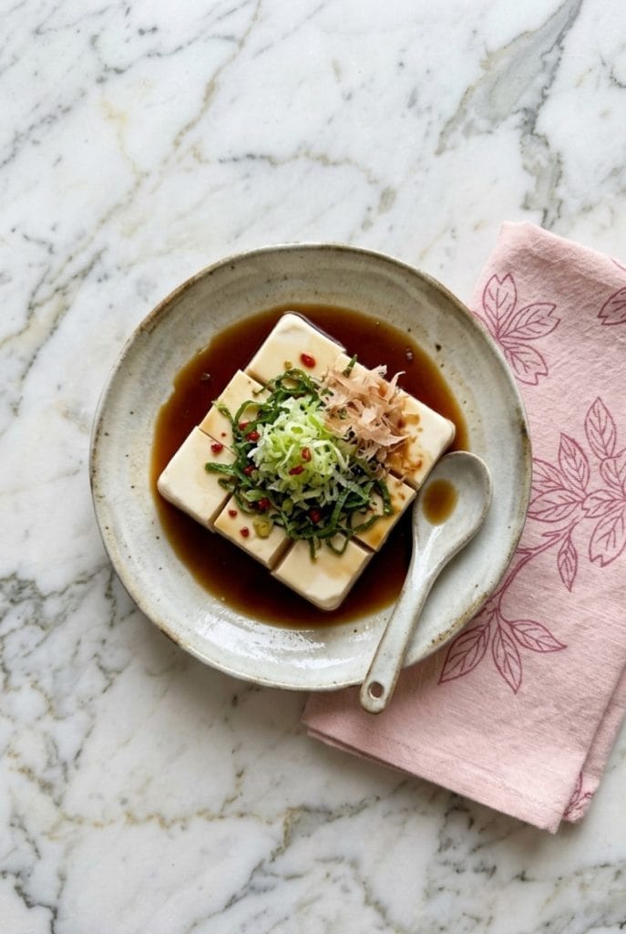 Hiyayakko : la recette authentique du tofu froid japonais 9 Hiyayakko