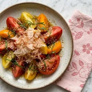 Salade de Tomates au Ponzu et Sésame : la Recette 6 Salade de Tomates au Ponzu et Sésame