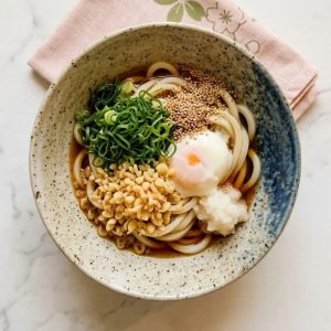 Bukkake Udon ぶっかけうどん - Nouilles Udon au bouillon Dashi