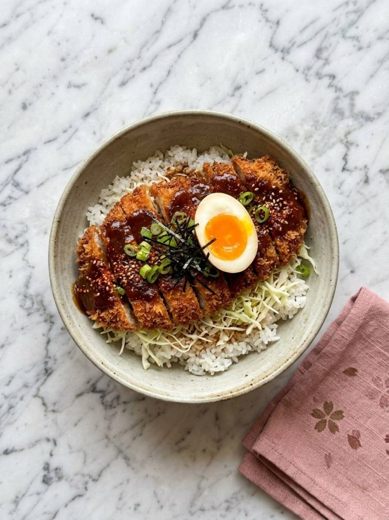 Guide complet du miso : variétés, choix et secrets japonais 15 Miso Katsudon