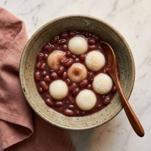 Shiratama Zenzai : la Soupe Sucrée Japonaise aux Boulettes de Riz 12 Shiratama Zenzai 白玉ぜんざい - Boulettes de Riz Gluant dans une Soupe d'Anko