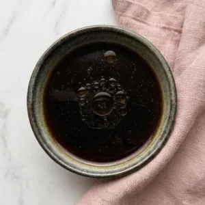 Shoyu Tare : la Recette de la Base Sauce Soja du Ramen 24 Le shoyu tare est l’assaisonnement de base ultra-concentré indispensable pour composer un authentifque ramen à la sauce soja.